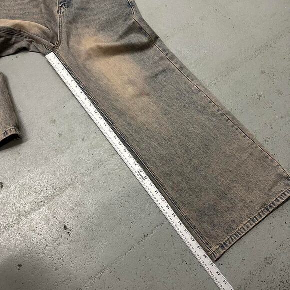 TAN DESERT WIDE LEG BAGGY WAIST 28 MODELED ND - Picture 8 of 8